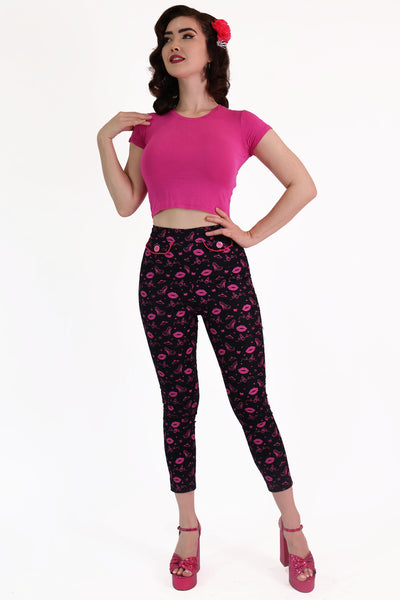 Pink & Black Rouge Print Capri pants