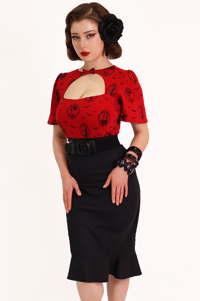 Scream Queen Peephole Top