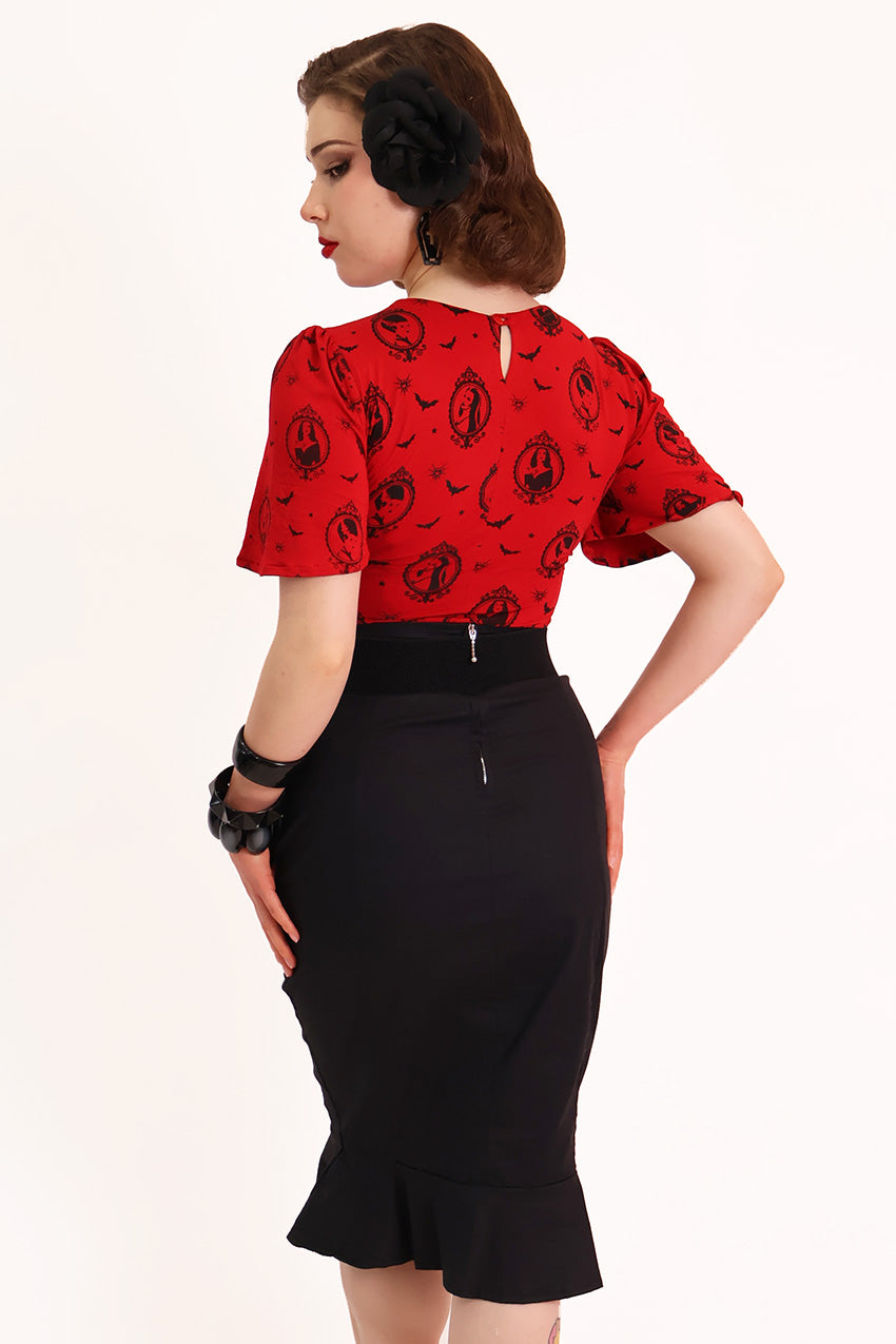 Scream Queen Peephole Top