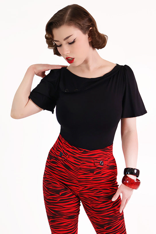 Black Sass Circle Sleeve Top