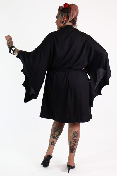 Nightfall Black Bat Vintage Robe - Curvy
